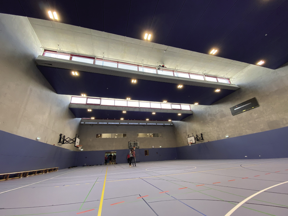 ECOLE AVEC HALL SPORTIF A ESCH-LALLANGE Maître d’ouvrage : A.C. Esch-sur-Alzette / Architecte : VALENTINY AU CARRE CABINET D’INGENIEURS-CONSEILS - AU2