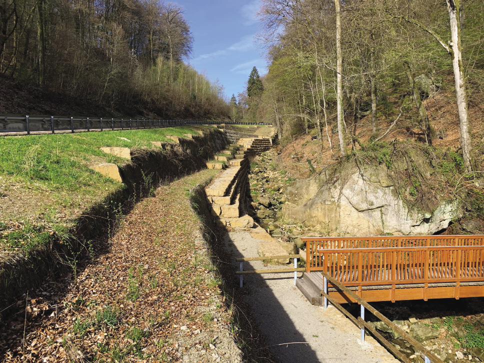 5 Stabilisation du CR364 suite à un glissement de terrain GÉOCONSEILS S.A.