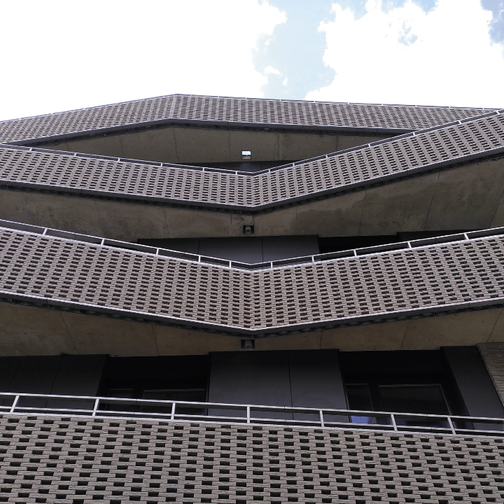 1/3/4/5/8/9 Pôle d’Echanges Gernsback à Luxembourg-Kirchberg STEINMETZDEMEYER ARCHITECTES URBANISTES S.à R.L.