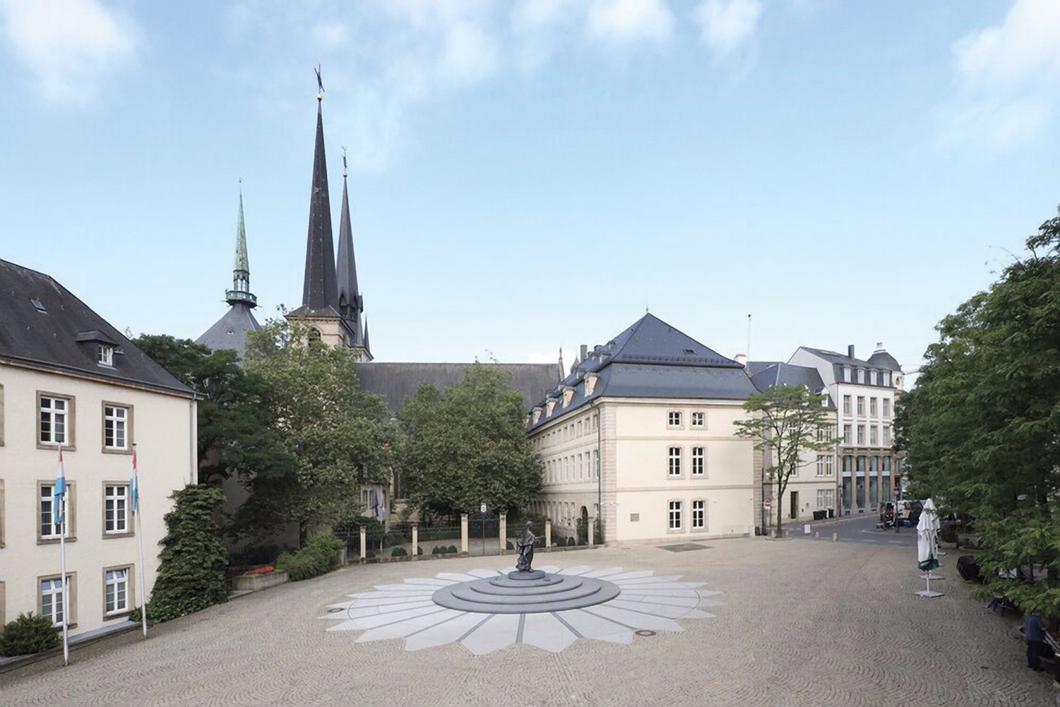 MINISTERE D’ETAT « HOTEL ST. MAXIMIN » Maître d’ouvrage : MDDI - Administration des Bâtiments Publics / Architecte : KAELL AU CARRE CABINET D’INGENIEURS-CONSEILS - AU2