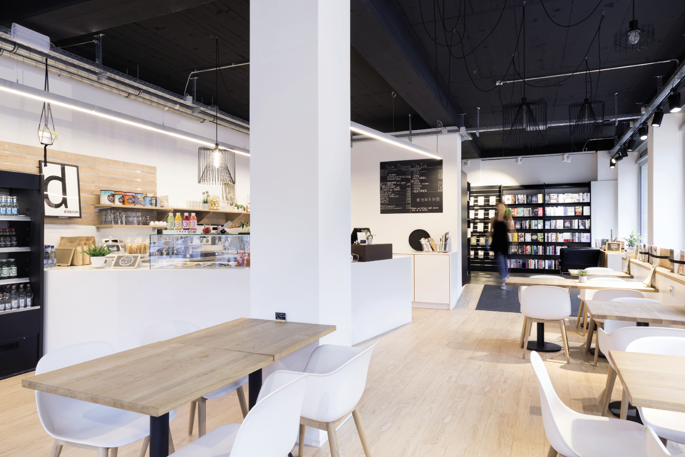 1 Librairie Diderich-Café Um Eck CARVALHOARCHITECTS S.à R.L.