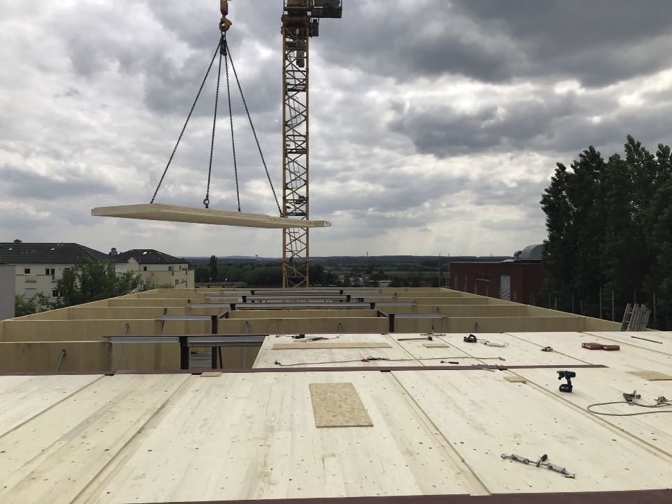 1 Structure d’hébergement à Luxembourg: dalle en bois massif MP INGENIEURS-CONSEILS S.à R.L.