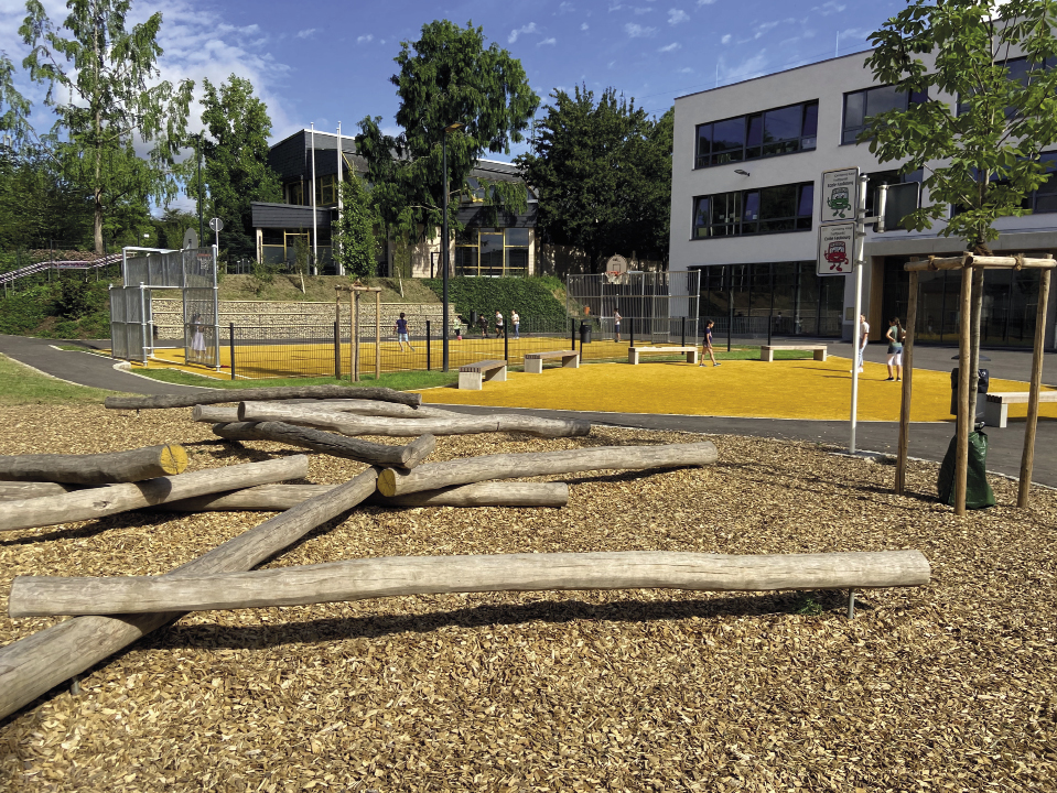 Ecole fondamentale du Faubourg à Kayl Romain Bouschet Architecte s.a.