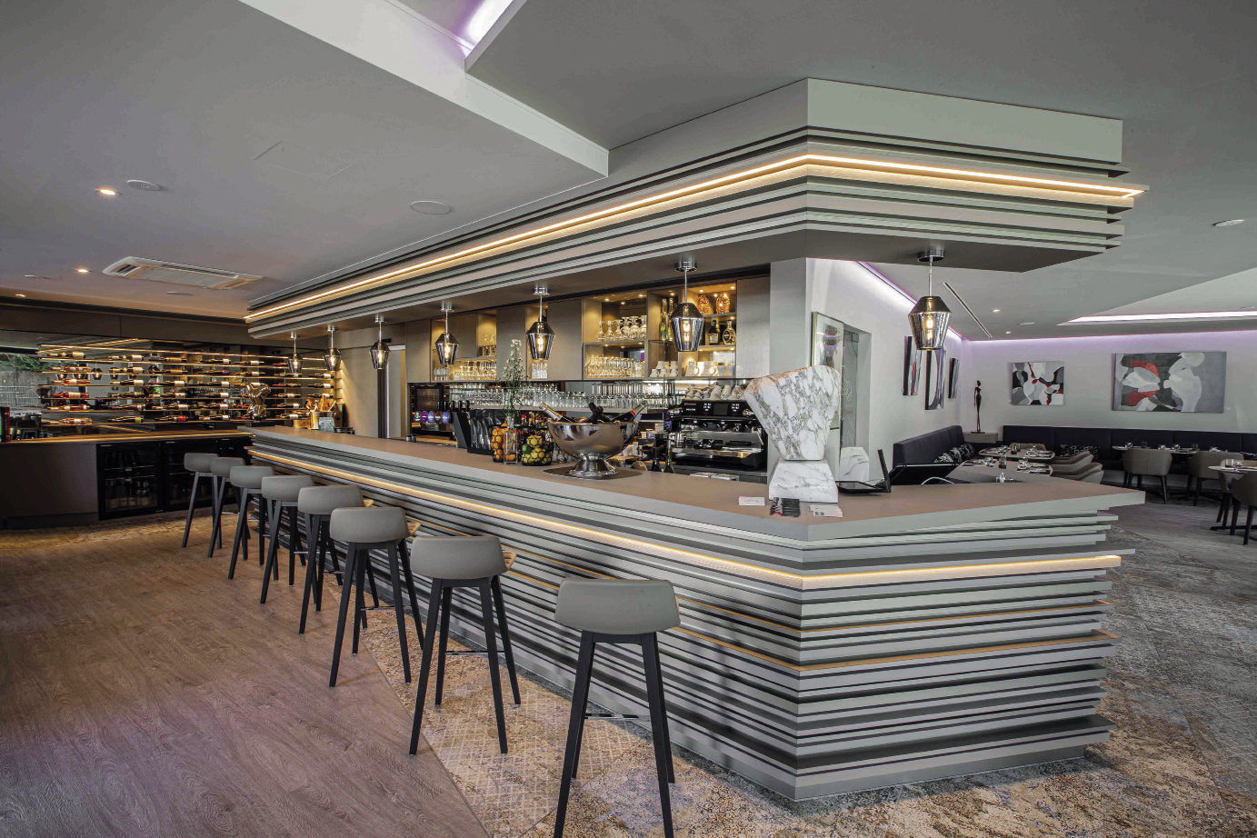 Restaurant-Bar « Les Beaux-Arts » à Helmsange INTRA ARCHITECTURE D’INTÉRIEUR S.À R.L.