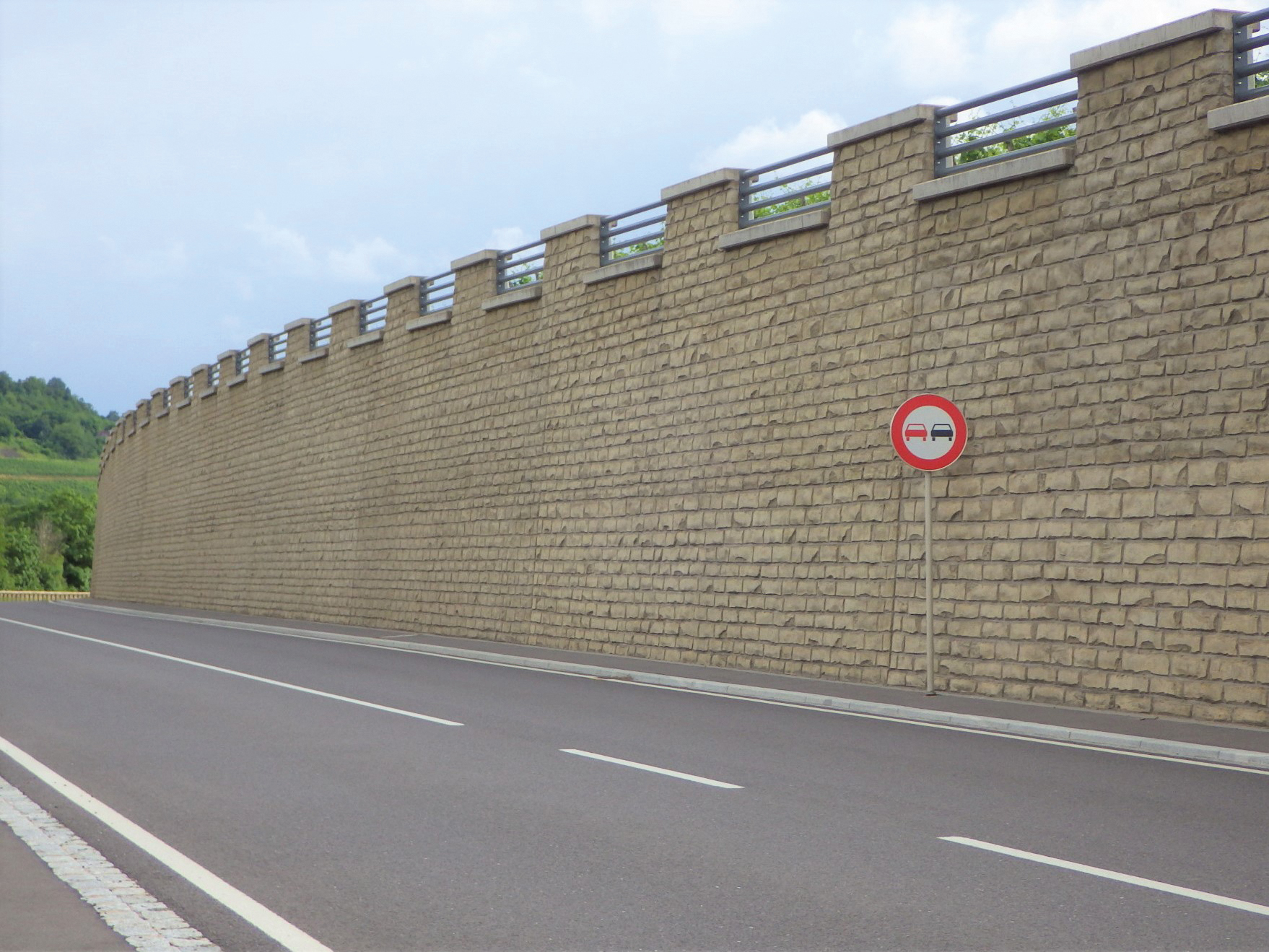 3 Mur de soutènement à Ahn – Réhabilitation avec ShotStone (béton projeté) RW-CONSULT S.à R.L.