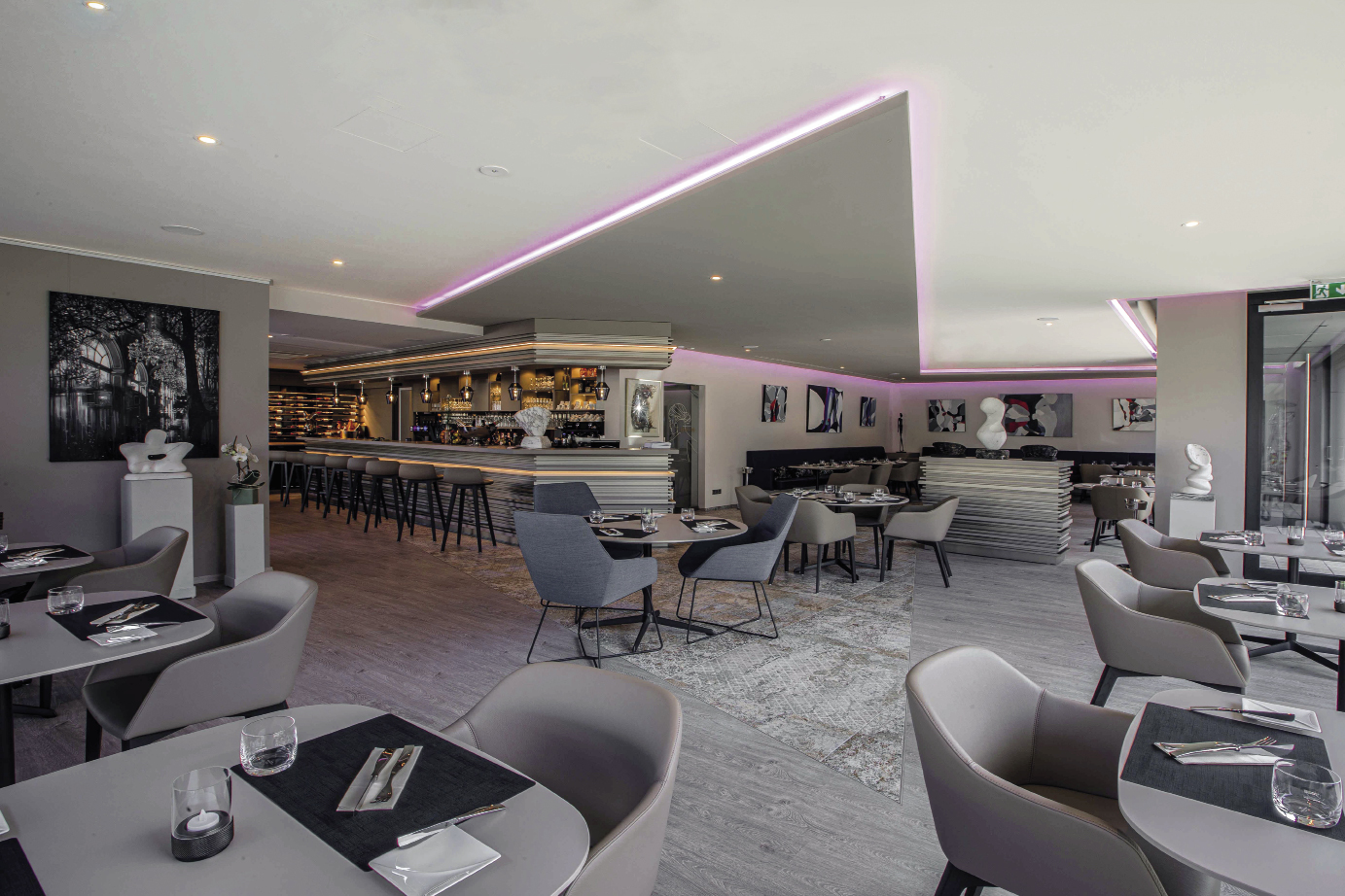 Restaurant-Bar « Les Beaux-Arts » à Helmsange INTRA ARCHITECTURE D’INTÉRIEUR S.À R.L.